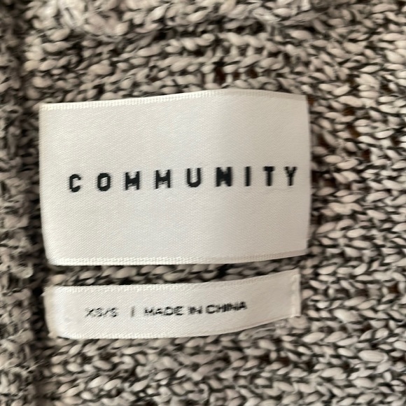 Aritzia/Community Sweater Cape - Picture 2 of 4
